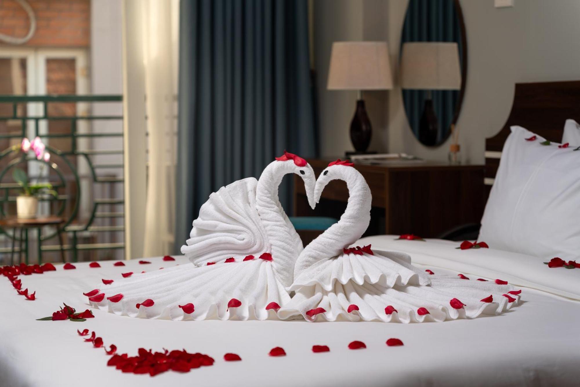 Astoria Hanoi Hotel & Travel Екстер'єр фото