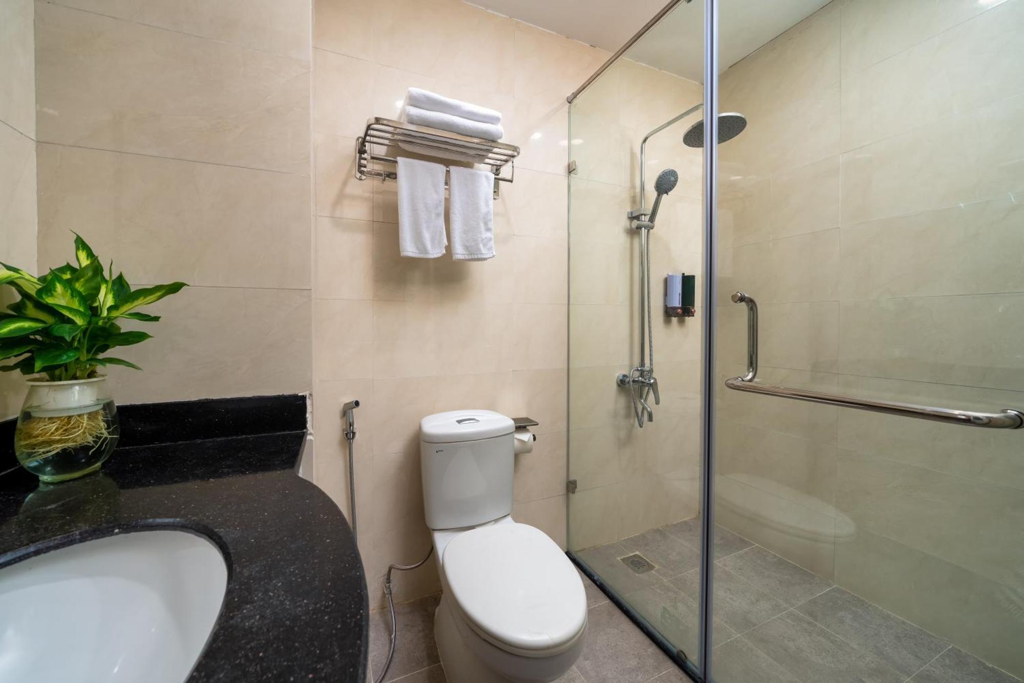 Astoria Hanoi Hotel & Travel Екстер'єр фото