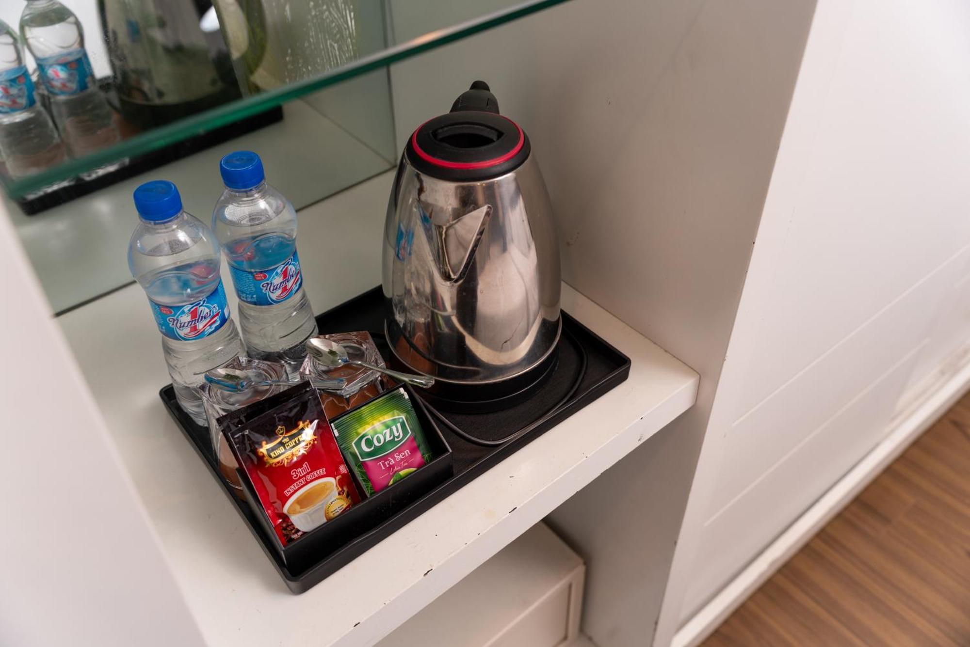 Astoria Hanoi Hotel & Travel Екстер'єр фото